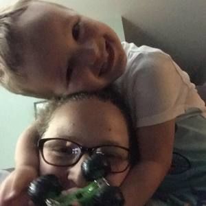 Meet your Posher, Hayley